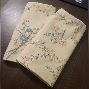 Lady Pepperell Percale Vintage Romantic Spring Floral King Pillowcases (2)